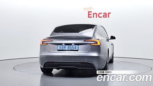 Tesla Model 3 RWD - фото 2