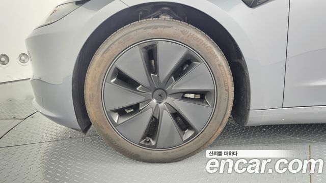 Tesla Model 3 RWD - фото 3