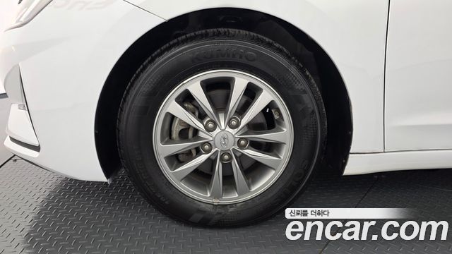 Hyundai Avante Новый AD 1.6 Smart - фото 3