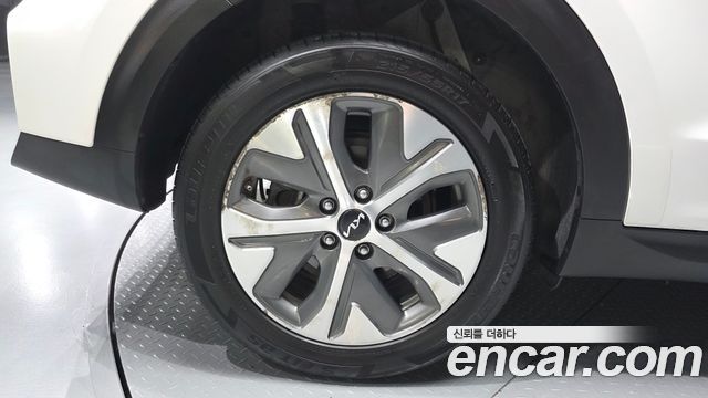 Kia Niro Earth - фото 4