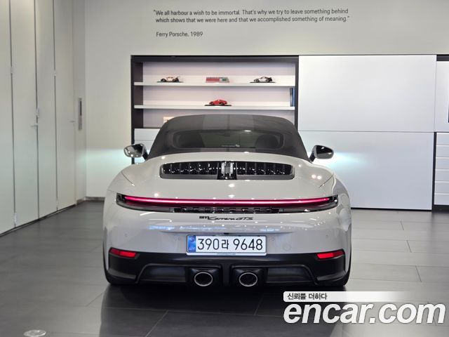 Porsche 911 Carrera GTS Cabriolet - фото 3