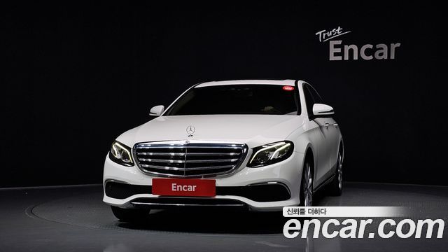 Mercedes-Benz E-Class W213 E220d Exclusive - фото 2