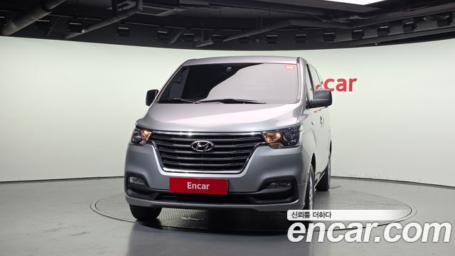 Hyundai Starex Новый Van 3-Seater Smart - фото 2