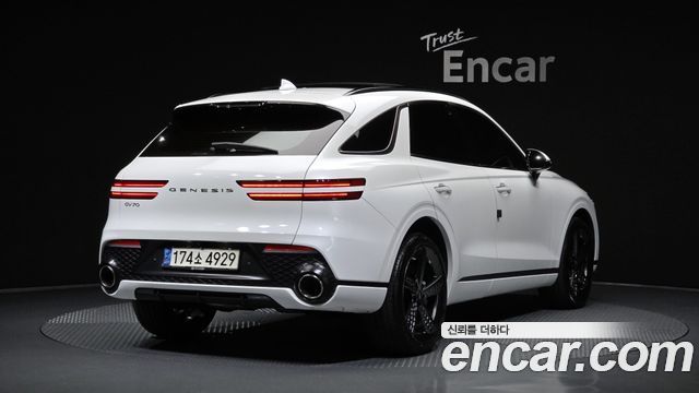Genesis GV70 2.5T Gasoline 2WD - фото 1