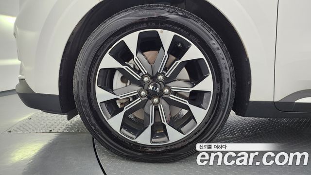 Kia Carnival 4-го поколения 9-Seater Noblesse - фото 4