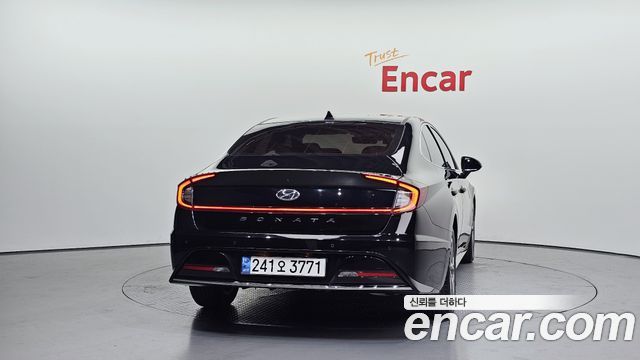 Hyundai Sonata DN8 2.0 Premium Plus - фото 3