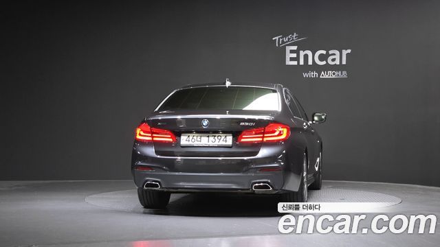 BMW 5-Series G30 530i xDrive M Sport Package Plus - фото 3