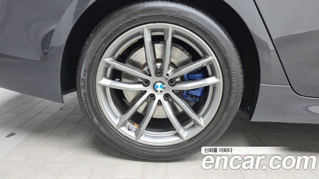 BMW 5-Series G30 530i xDrive M Sport Package Plus - фото 4