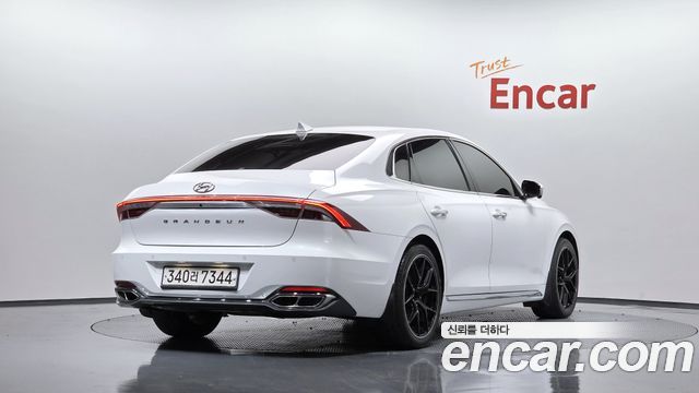 Hyundai Grandeur Новый IG 3.0 LPi Exclusive - фото 0