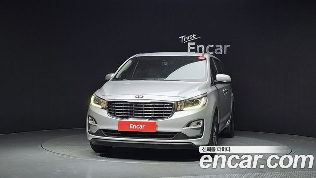 Kia Carnival Новый 11-Seater Deluxe - фото 2