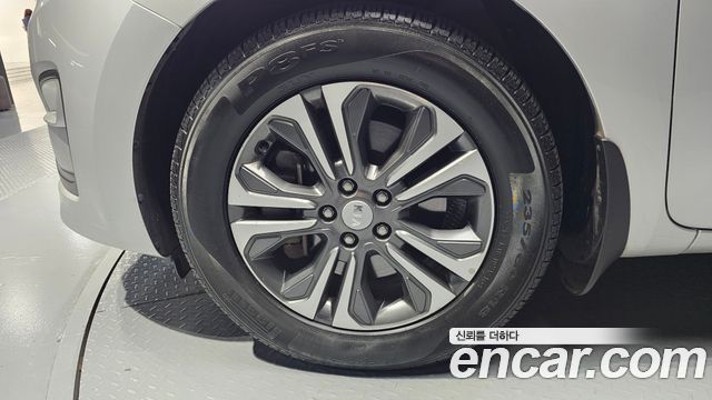 Kia Carnival Новый 11-Seater Deluxe - фото 4