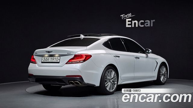 Genesis G70 2.0T Elite - фото 1