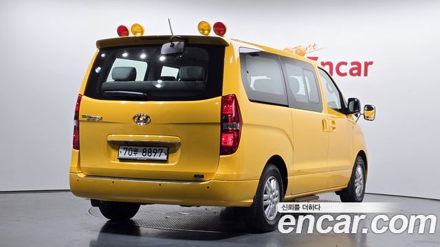 Hyundai Starex School Bus LPi - фото 1