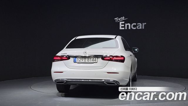 Mercedes-Benz E-Class W213 E250 Exclusive - фото 3