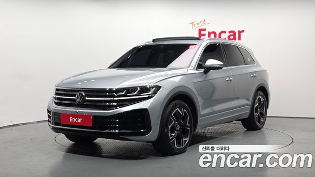 Volkswagen Touareg 3-го поколения 3.0 TDI Prestige - фото 0