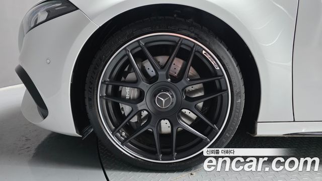 Mercedes-Benz A-Class W177 AMG A45 4MAITC+ Hatchback - фото 4