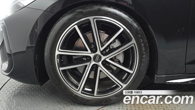 Audi A5 B10 45 TFSI Quattro S Line - фото 3