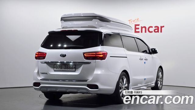Kia Carnival Новый 9-Seater Noblesse Special - фото 1