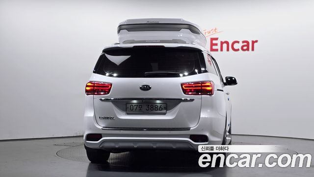 Kia Carnival Новый 9-Seater Noblesse Special - фото 3