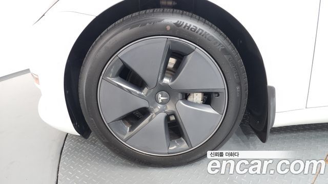 Tesla Model 3 Long Range AWD - фото 4