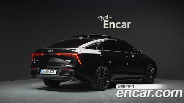 Kia K5 Новый 3-го поколения 1.6 Turbo Signature - фото 1