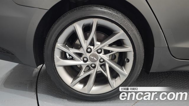 Genesis G70 Новый Gasoline 2.0T 2WD - фото 4