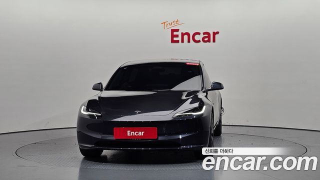 Tesla Model 3 RWD - фото 1
