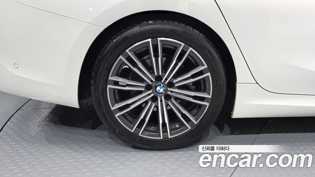 BMW 3-Series G20 320i M Sport - фото 3