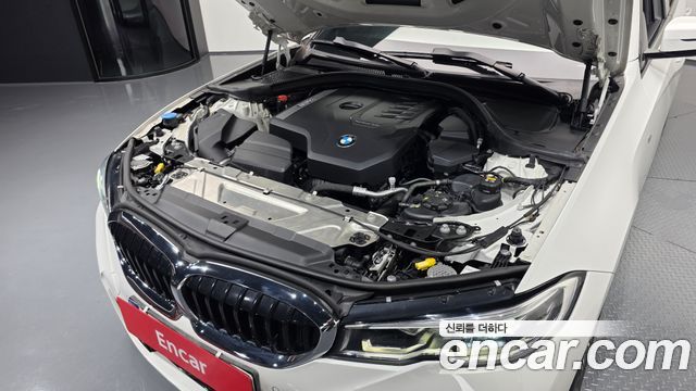 BMW 3-Series G20 320i M Sport - фото 4