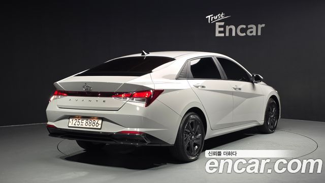 Hyundai Avante CN7, гибрид Smart - фото 1