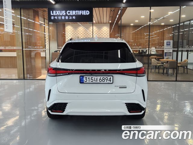Lexus RX 5-го поколения F-Sport - фото 3