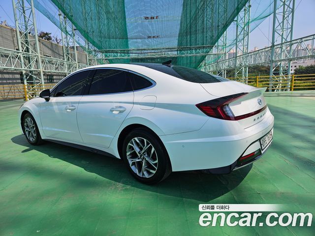 Hyundai Sonata DN8 2.0 Premium Family - фото 1