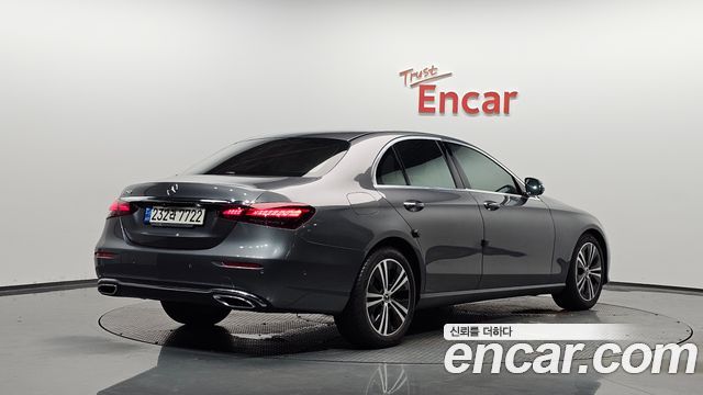 Mercedes-Benz E-Class W213 E250 Avantgarde - фото 1