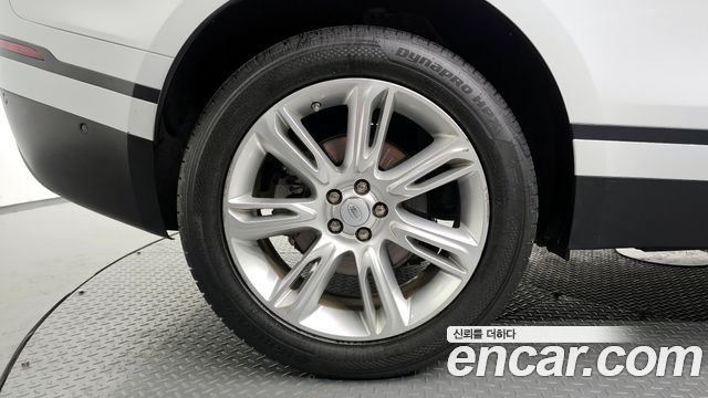 Land Rover Range Rover Velar 2.0 D240 SE - фото 4