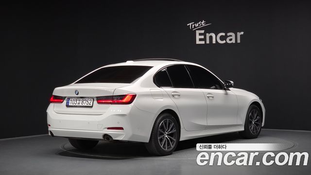 BMW 3-Series G20 320i - фото 1