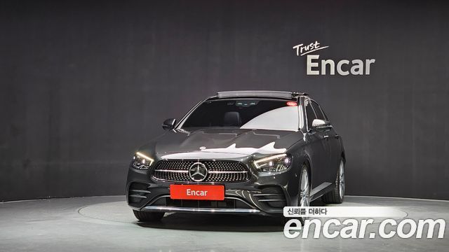 Mercedes-Benz E-Class W213 E350 4MATIC AMG Line - фото 2