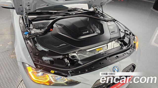 BMW i4 eDrive40 M Sports Pro - фото 4
