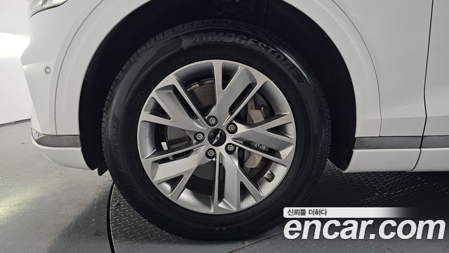 Genesis GV70 2.5T Gasoline AWD - фото 3