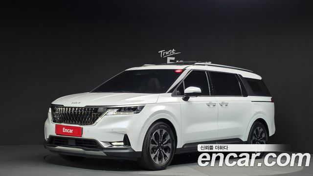 Kia Carnival 4-го поколения 9-Seater Signature - фото 0