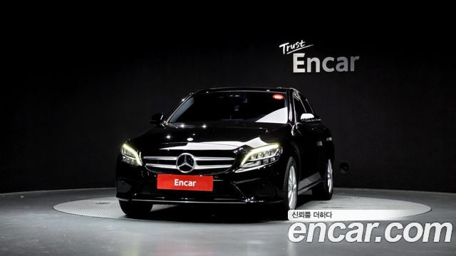 Mercedes-Benz C-Class W205 C200 Avantgarde - фото 2