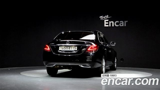 Mercedes-Benz C-Class W205 C200 Avantgarde - фото 3