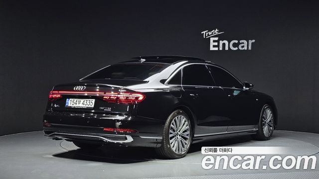 Audi A8 D5 55 TFSI Quattro Premium LWB - фото 1
