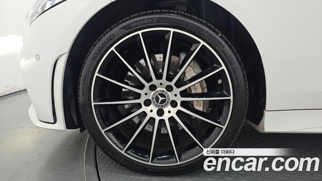 Mercedes-Benz CLS-Class C257 CLS450 4MATIC AMG Line - фото 4