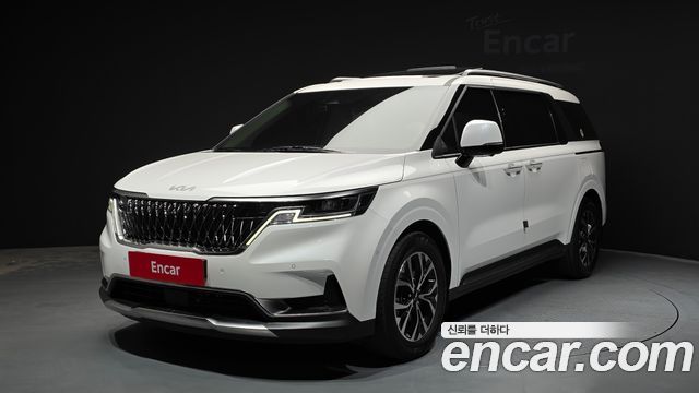 Kia Carnival 4-го поколения Gasoline 11-Seater Signature - фото 0