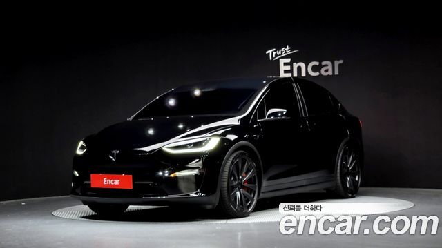 Tesla Model X Plaid - фото 0