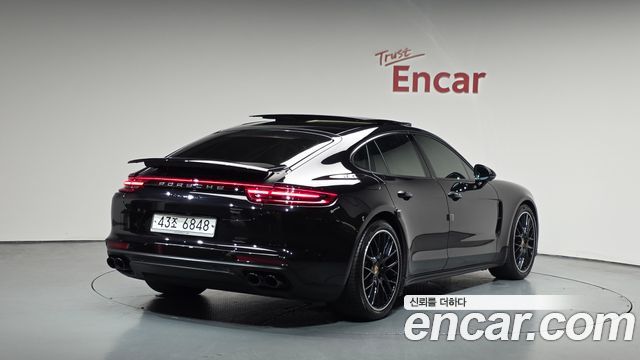 Porsche Panamera 3.0 AWD - фото 0