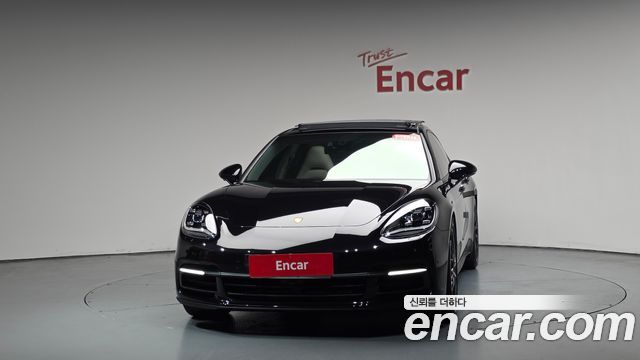 Porsche Panamera 3.0 AWD - фото 1