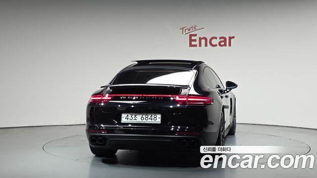 Porsche Panamera 3.0 AWD - фото 2