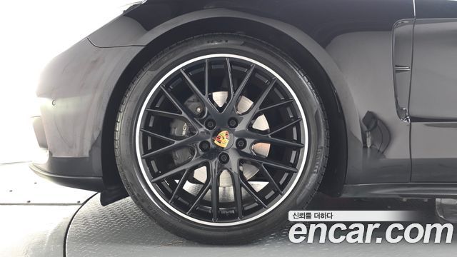 Porsche Panamera 3.0 AWD - фото 3