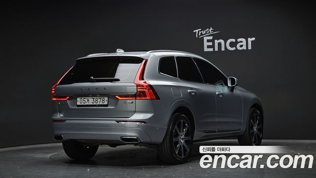 Volvo XC60 2-го поколения D5 Inscription - фото 1